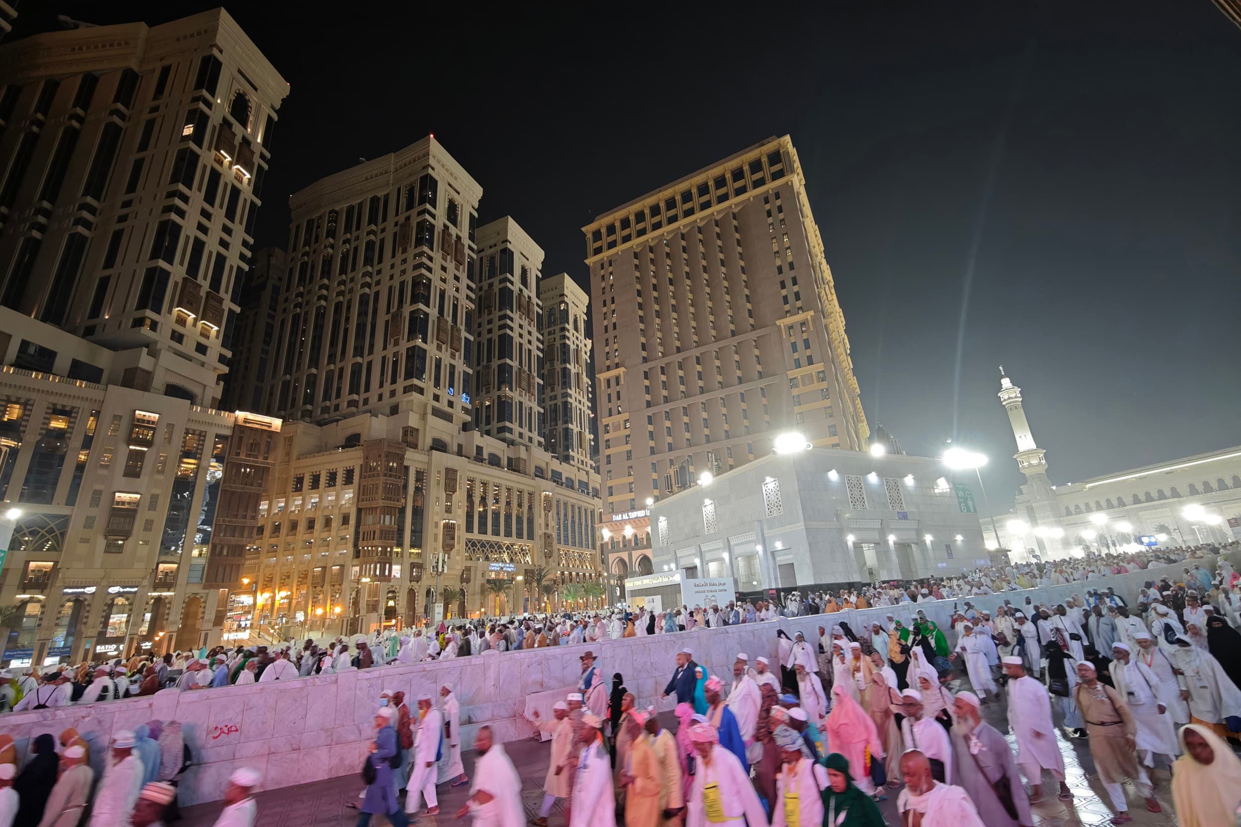 Deretan Artis yang Menunaikan Ibadah Haji di Usia Muda, Ada Tasya Kamila!