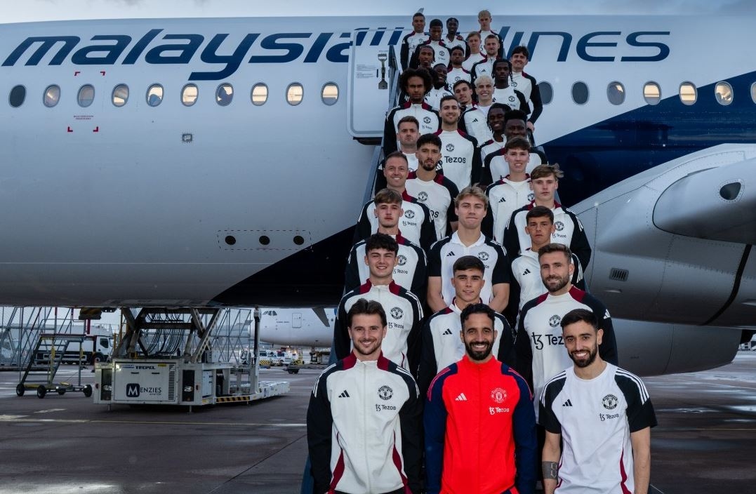MU Sudah Terbang ke Malaysia, Bersiap Hadapi ASEAN All Stars di Bukit Jalil Rabu Ini!