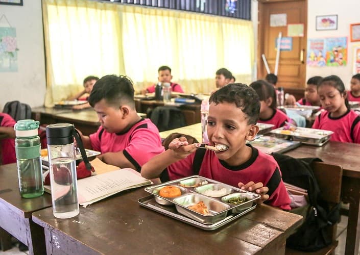 Pemerataan Pendidikan, Putusan MK Soal SD-SMP Gratis Harus Segera Dilaksanakan