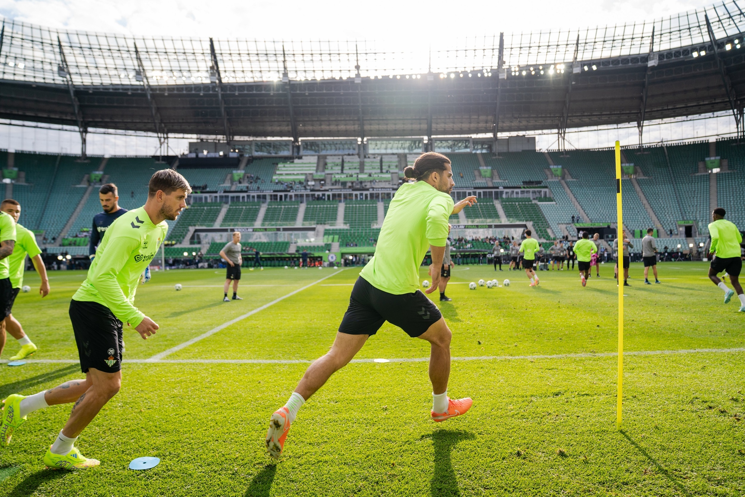 Prediksi Skor dan Susunan Pemain Real Betis vs Chelsea: Duel Antony dan Cole Palmer di Baris Kedua