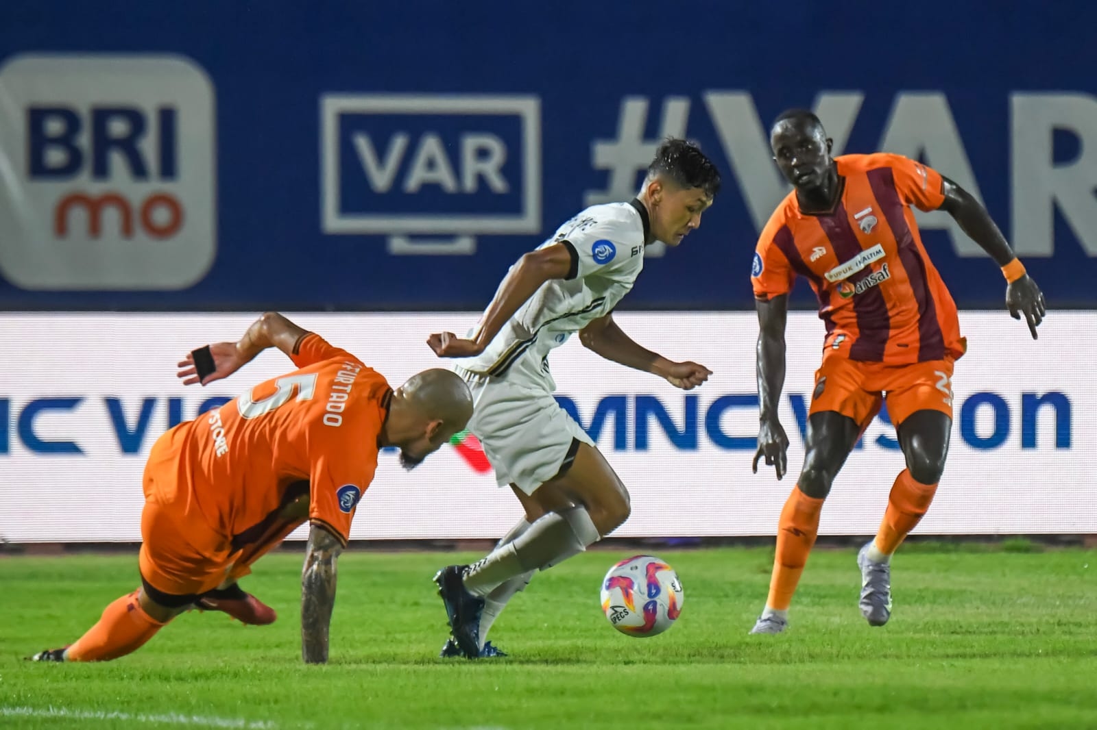 Persija Jakarta Perpanjang Kontrak Rio Fahmi, Dony Tri Pamungkas, dan Aditya Warman