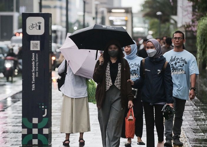 Cuaca Mayoritas Kota Besar Diprakirakan Hujan Ringan hingga Berawan