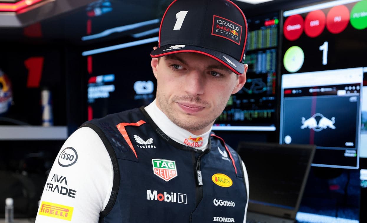 F1 GP Barcelona: Max Verstappen Akui Bersalah Tabrak Russell, Frustrasi karena Salah Ganti Ban