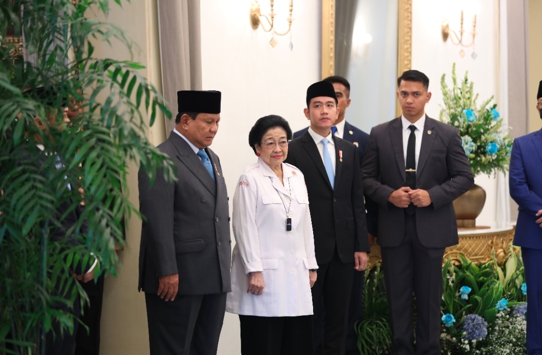 Megawati Kirim Bunga Anggrek Merah Putih untuk Presiden Prabowo: Simbol Persahabatan dan Semangat Kebangsaan