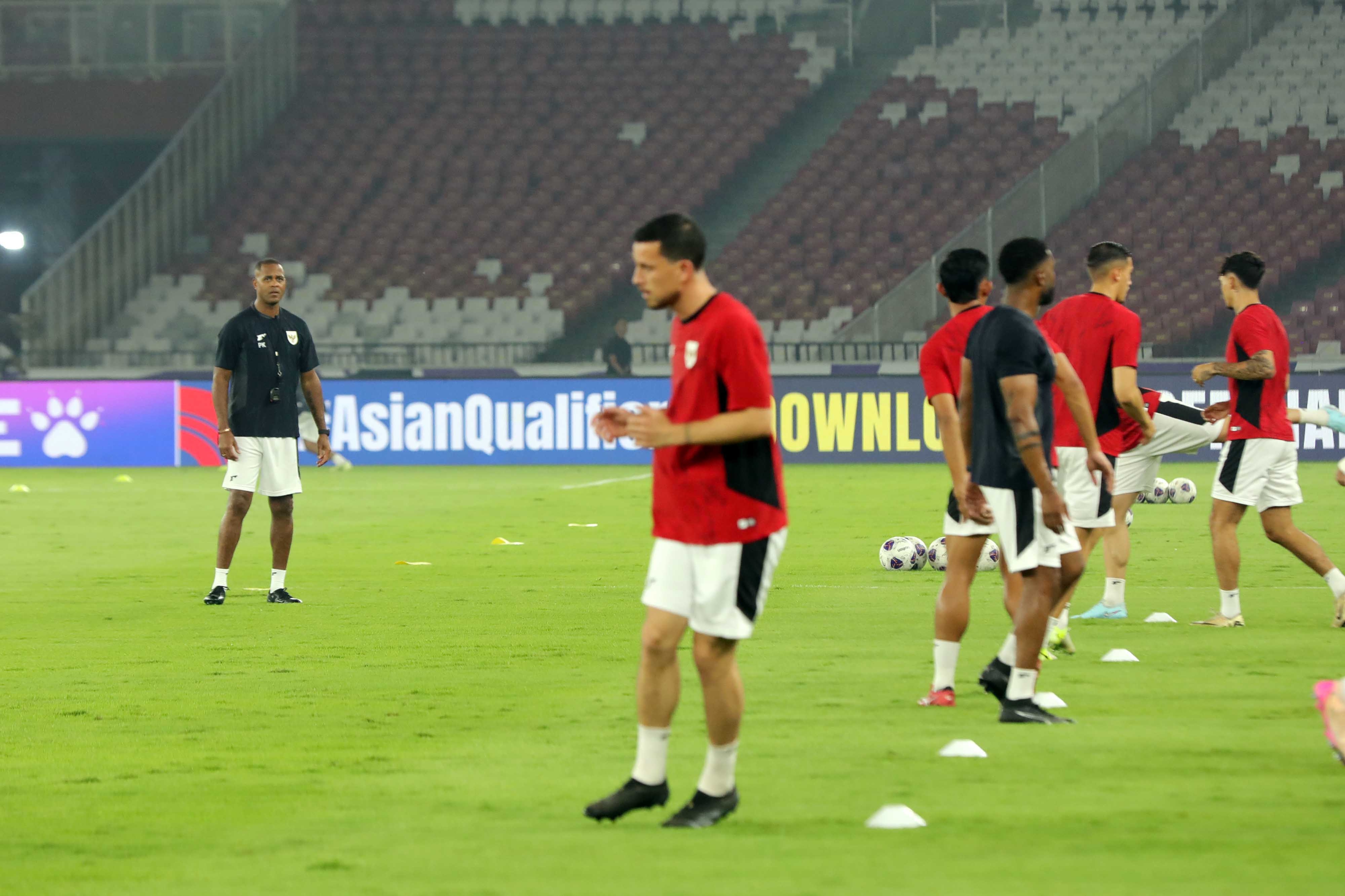 Patrick Kluivert Puji Kondisi Pemain Timnas: Energi Positif Menjelang Duel Kontra Arab Saudi