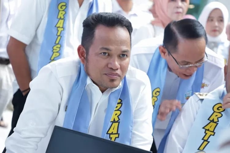 100 Hari Kerja Gubernur Kaltim: Gebrakan Gratispol Wujudkan Janji, Bangun Harapan