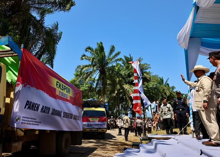 Presiden Prabowo Lepas Ekspor Perdana 1.200 Ton Jagung ke Malaysia