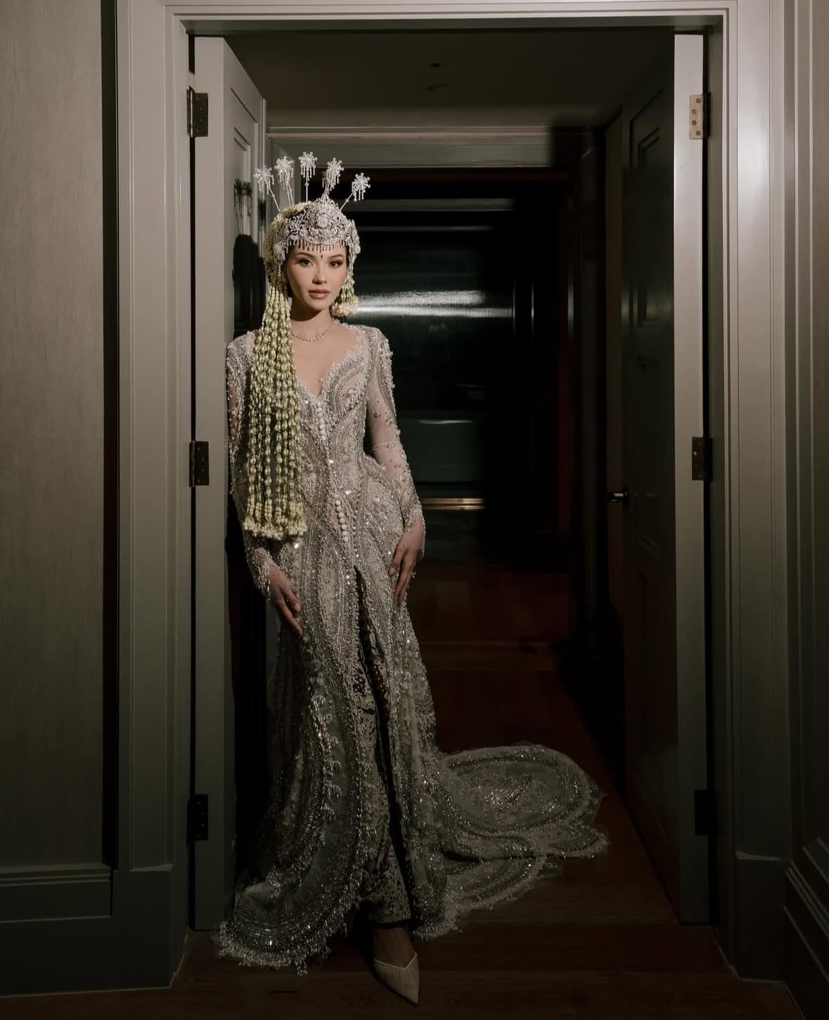 Pertama Kali! Tex Saverio Desain Kebaya Eksklusif untuk Akad Alyssa Daguise