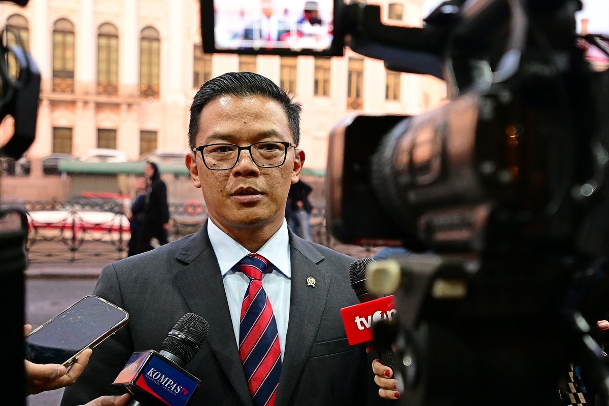 Evakuasi WNI dari Iran dan Israel Berjalan Aman, Menlu Sugiono: Kondisi Terkendali