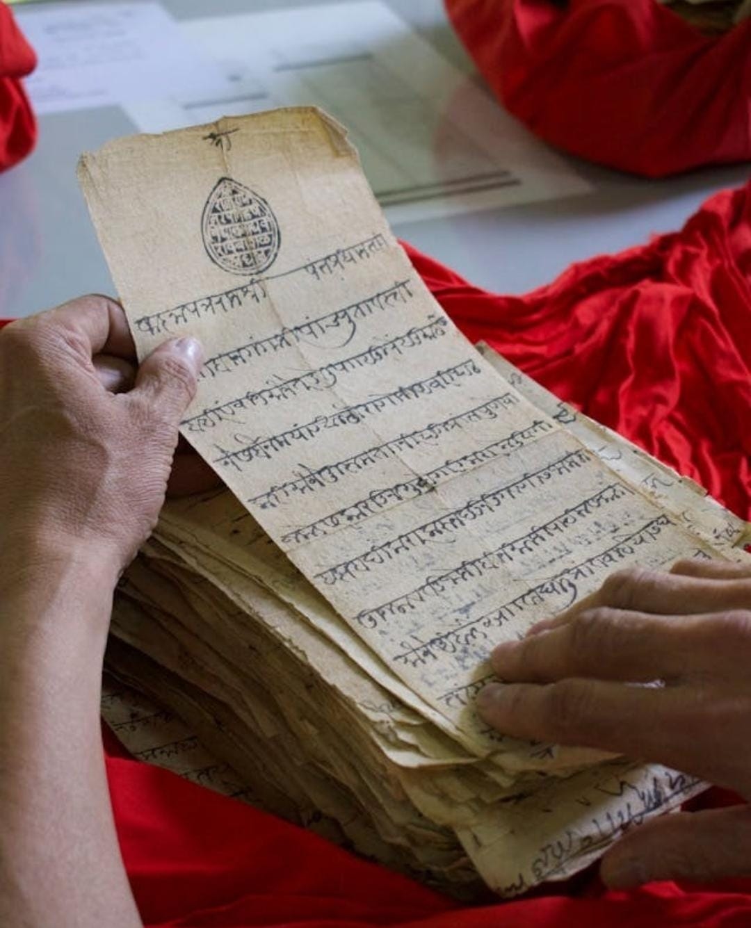 Mengungkap Keindahan Bahasa Sansekerta Kuno