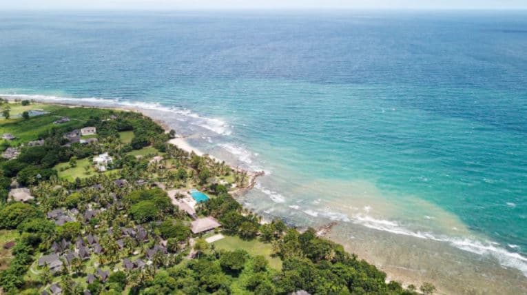 Bosan ke Ancol? Inilah 7 Pantai Terdekat dari Jakarta Cocok untuk Liburan! Nomor 3 Punya Pasir Putih yang Instagrammable