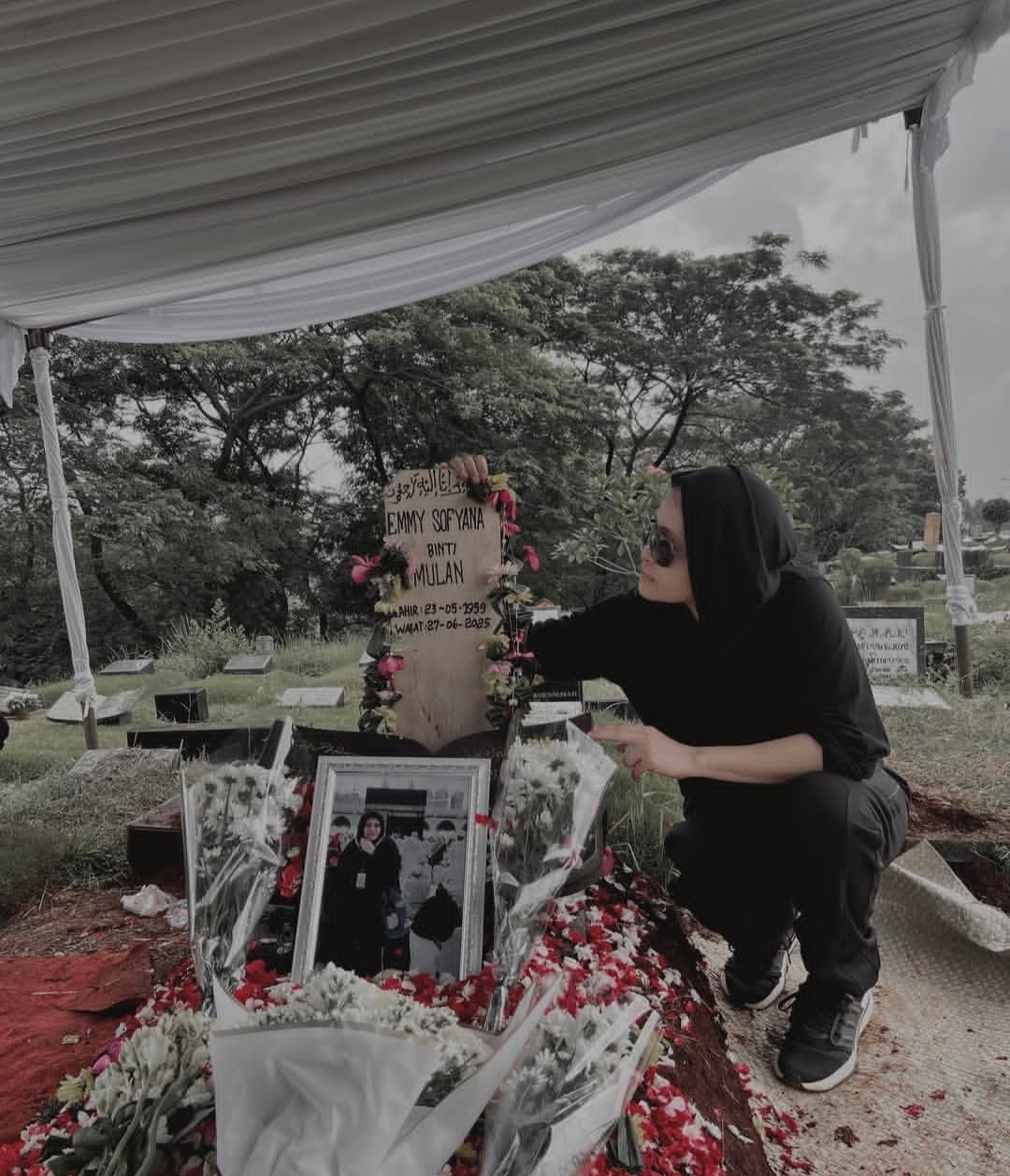 Ibunda Mita The Virgin Sempat Kritis Sebelum Meninggal Dunia