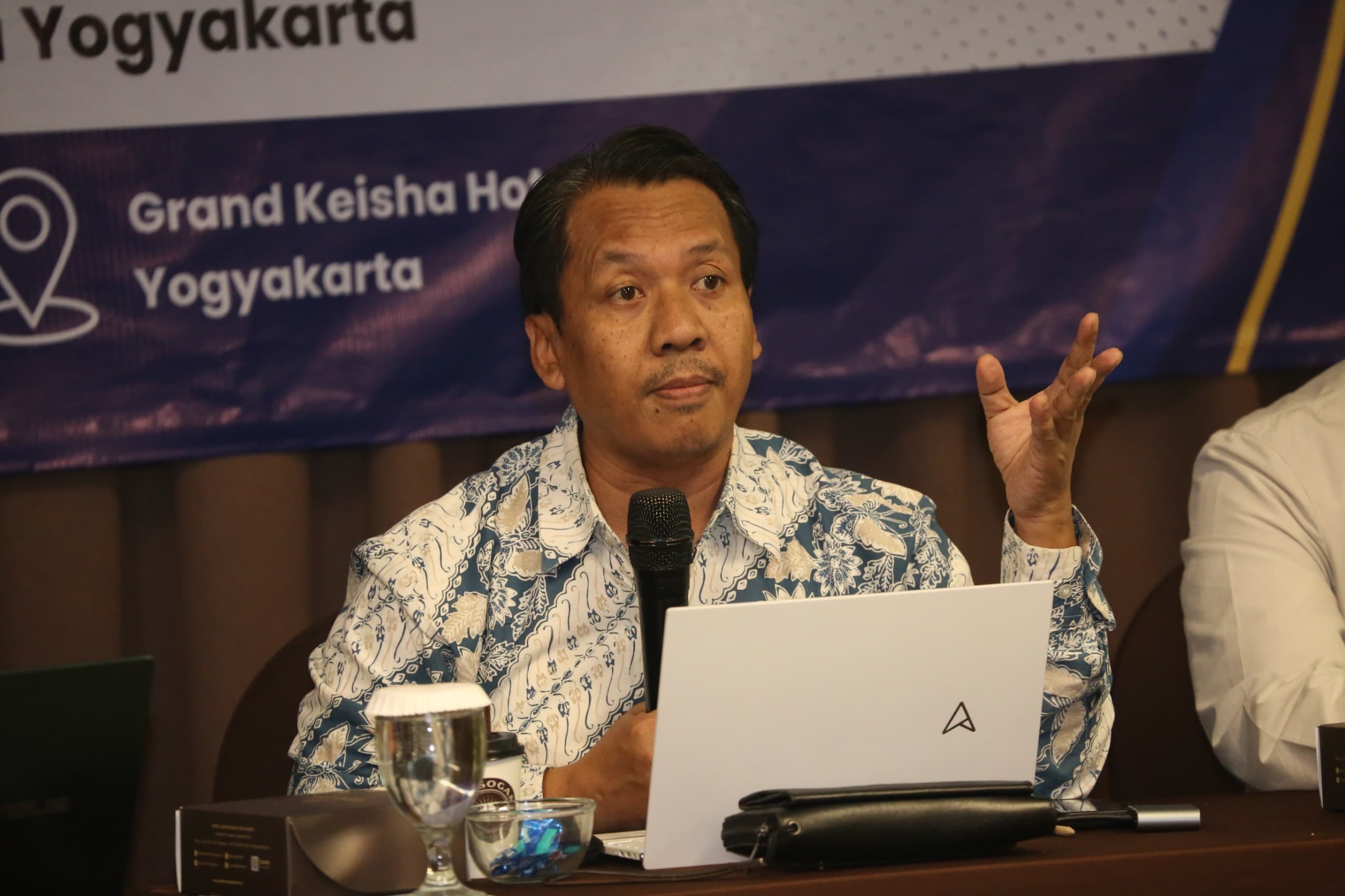 Ribuan Peserta Bersaing Ketat dalam Seleksi Beasiswa Indonesia Bangkit 2025