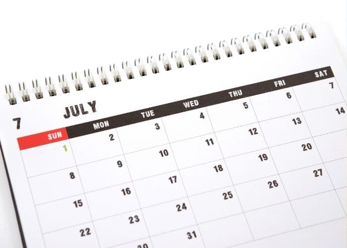 Kalender Jawa Juli 2025: Weton, Hari Pasaran, dan Tanggal Merah