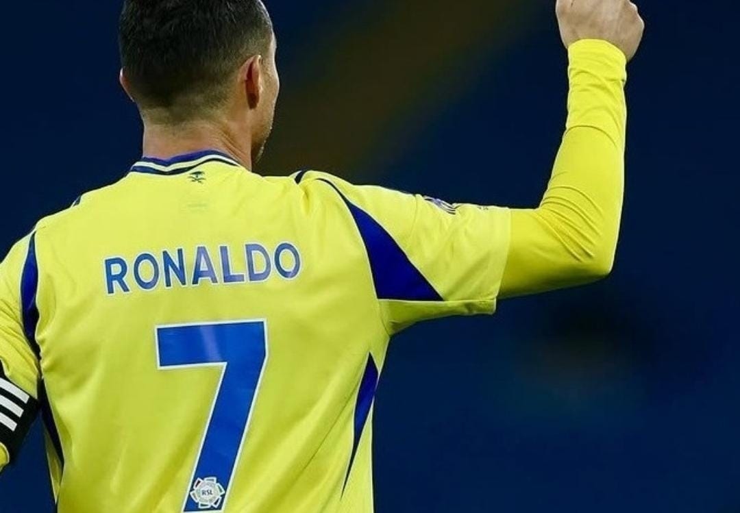 Gaya Hidup Sehat Cristiano Ronaldo: Rahasia Bugar di Usia 40!