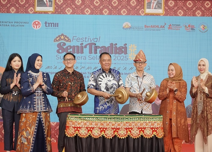 Anjungan Sumsel di TMII Disulap Jadi Panggung Budaya Festival Seni Tradisi 2025