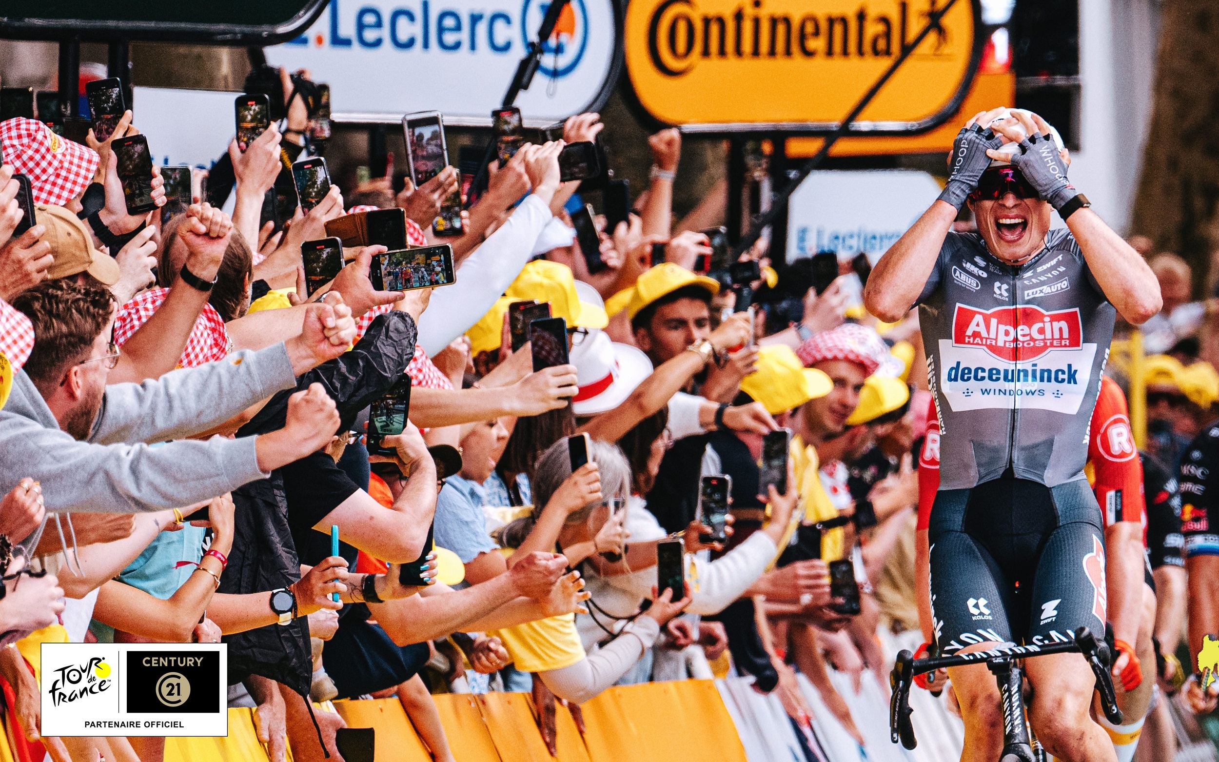 Tour De France: Jasper Philipsen Rebut Etape Pembuka, Kenakan Jersey Kuning untuk Kali Pertama