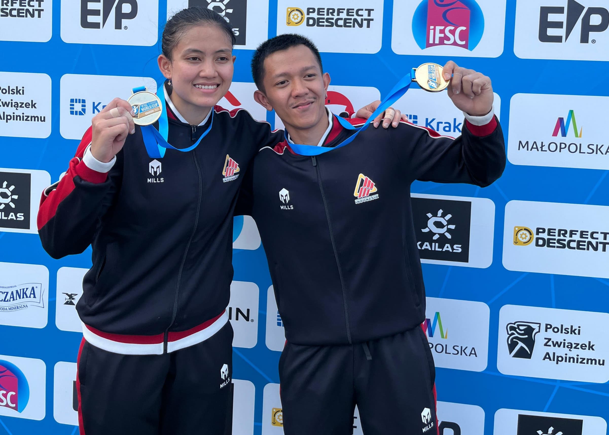 Desak Made dan Raharjati Nursamsa Sumbang Emas di Piala Dunia Panjat Tebing IFSC Krakow 2025