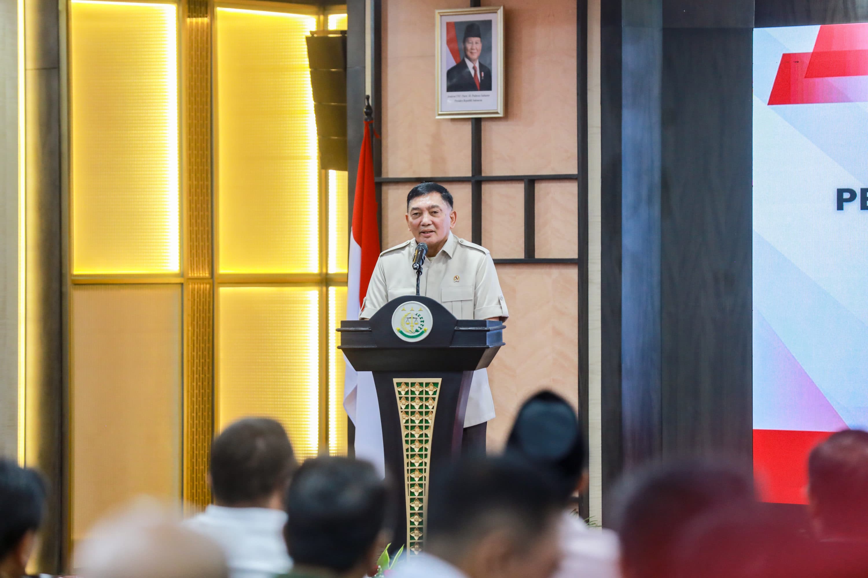 Emban Empat Jabatan Sekaligus, Menhan Sjafrie Yakin Bisa Bekerja dengan Baik