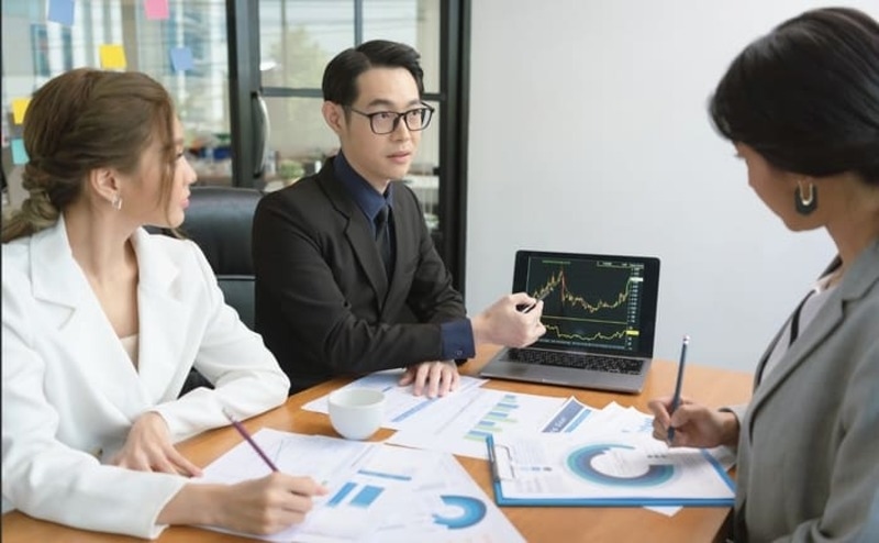 Buka Peluang Karier di Industri Keuangan, dibimbing.id Luncurkan Faculty of Finance untuk Generasi Profesional Masa Depan