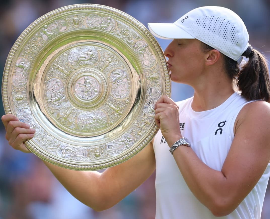 Wimbledon: Dominan Taklukkan Amanda Anisimova, Iga Swiatek Juara tanpa Kehilangan Satu Game