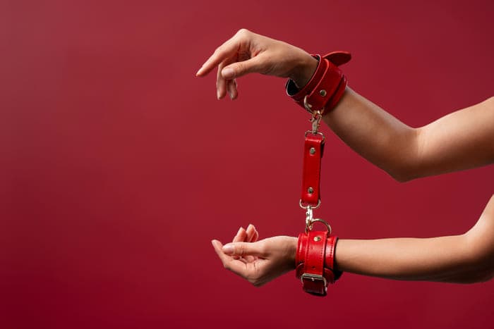 Apa Itu Fetish? Inilah Penjelasan Menurut Psikologi dan Medis yang Akurat