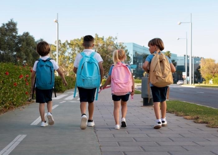 Hari Pertama Masuk Sekolah Pulang Jam Berapa? Cek Aturan Lengkap di Jabar!