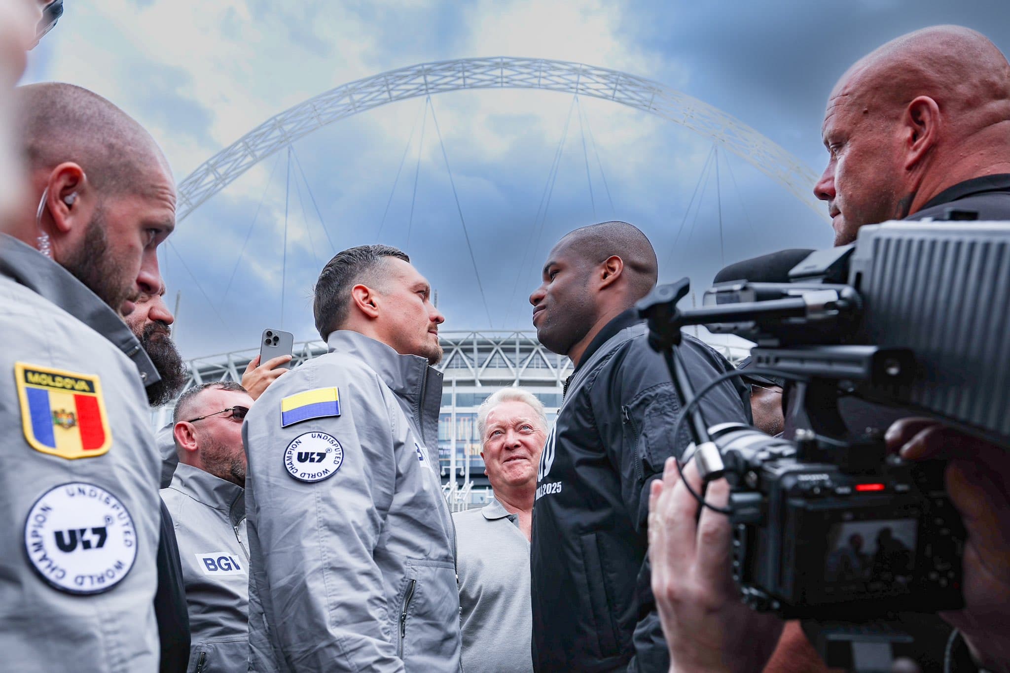Tinju Dunia Pekan Ini: Oleksandr Usyk vs Daniel Dubois Perebutkan Gelar tak Terbantahkan di Wembley!