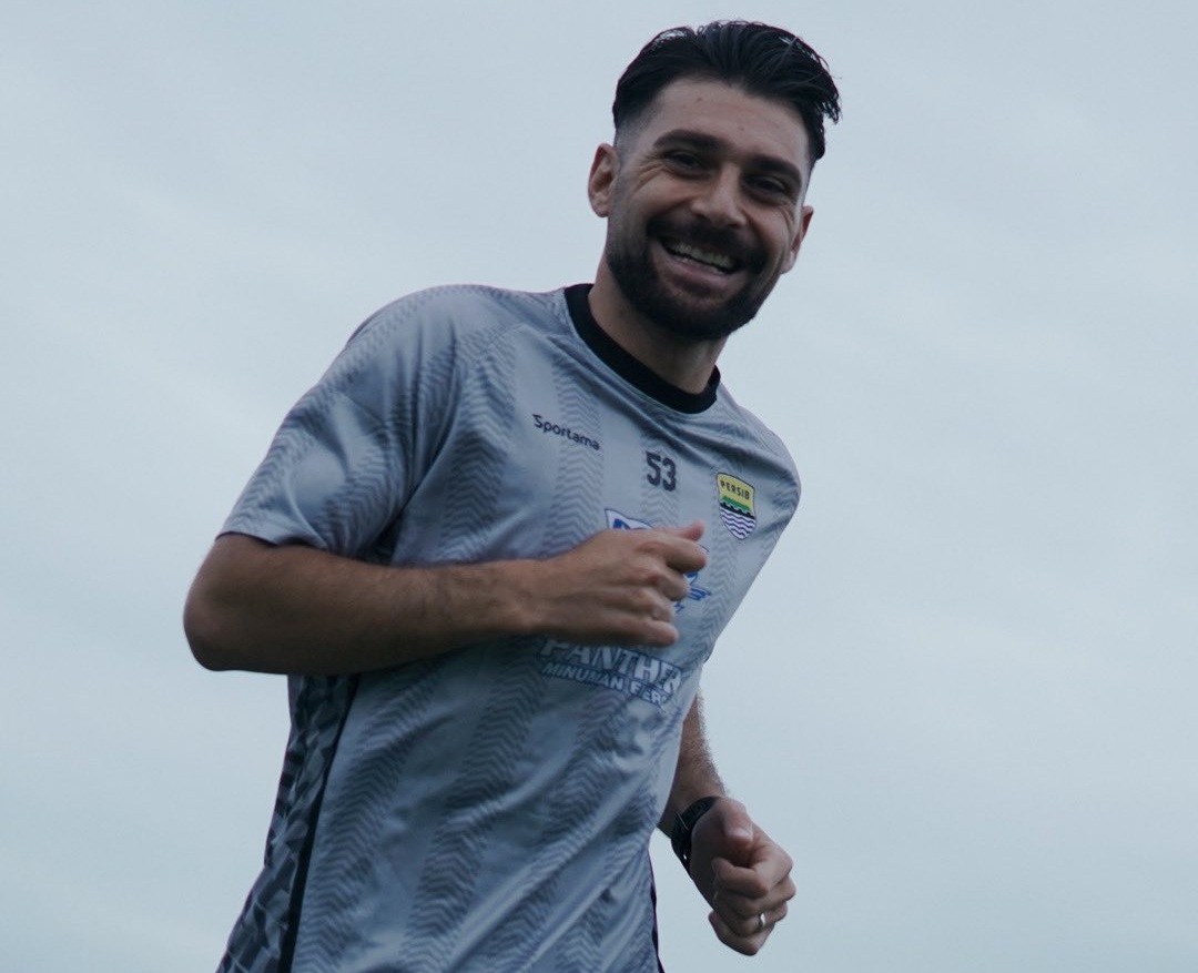 Tiba di Thailand, Frans Putros tak Sabar Lakoni Laga bersama Persib Bandung