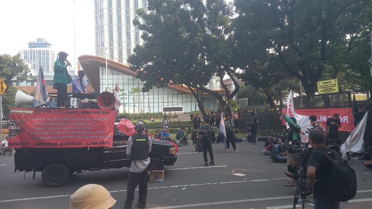 Demo Ojol 21 Juli Sepi, URC Tegaskan Tolak Status Buruh dan Dukung Skema Potongan 20 Persen