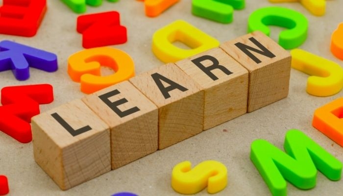 Kunci Jawaban Bahasa Inggris Kelas 9 Halaman 8-9: Materi Collecting Information