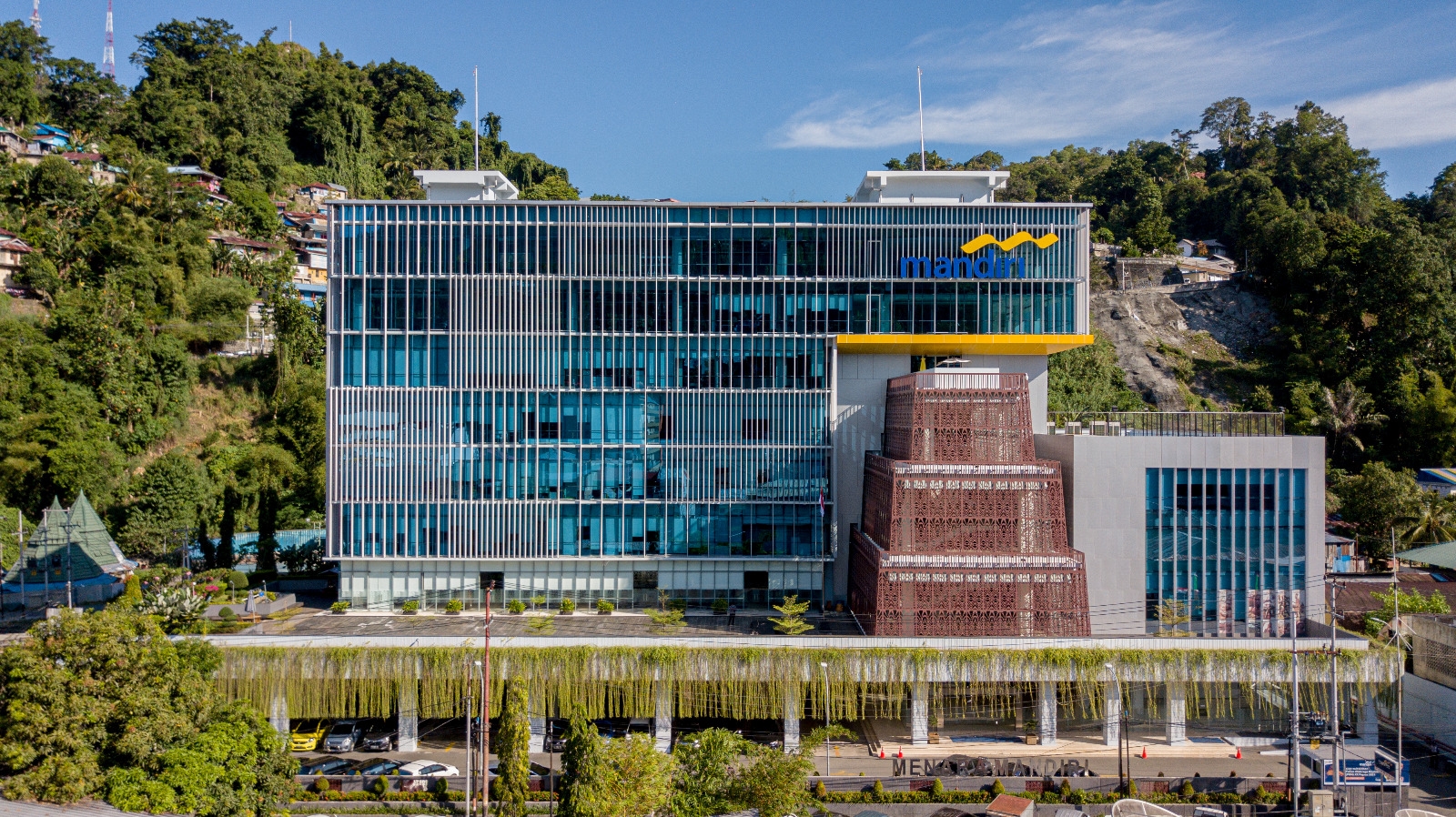 Dorong Sektor Perumahan dan Otomotif, Bank Mandiri Tebar Promo di Mandiri Vaganza Auto dan Housing Expo 2025