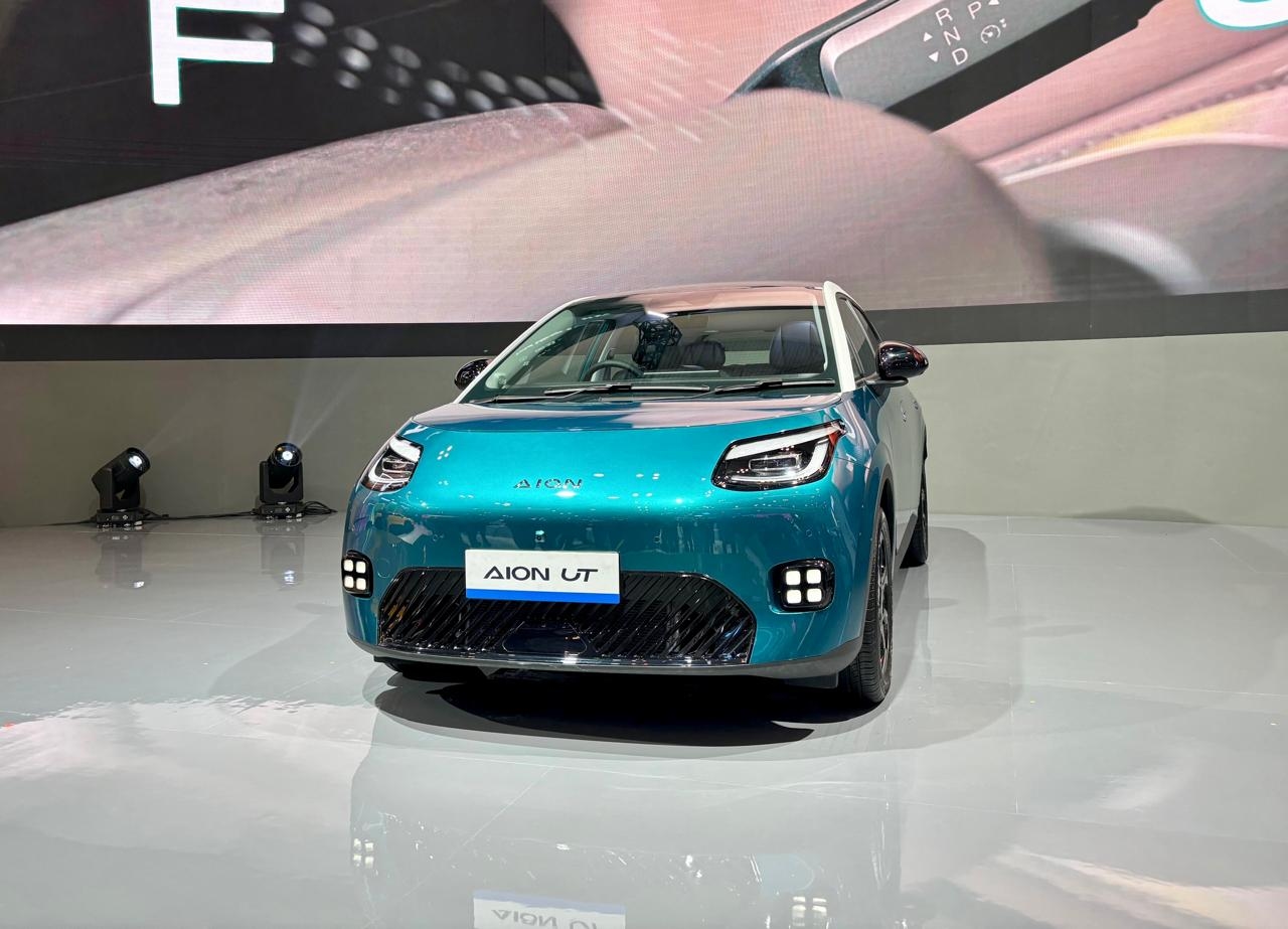 GAC Indonesia Hadirkan AION UT di GIIAS 2025, Mobil Listrik Pintar untuk Gaya Hidup Urban
