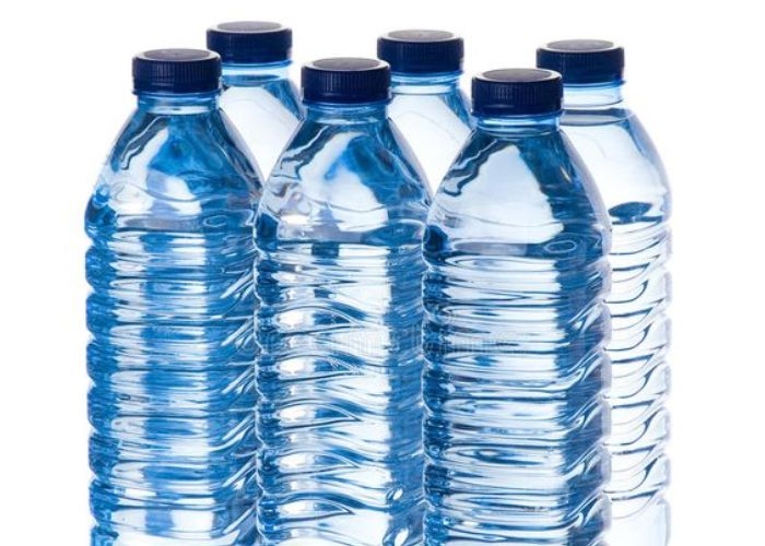 Perbedaan Air Mineral dan Air Demineral Beserta Contohnya yang Beredar di Pasaran