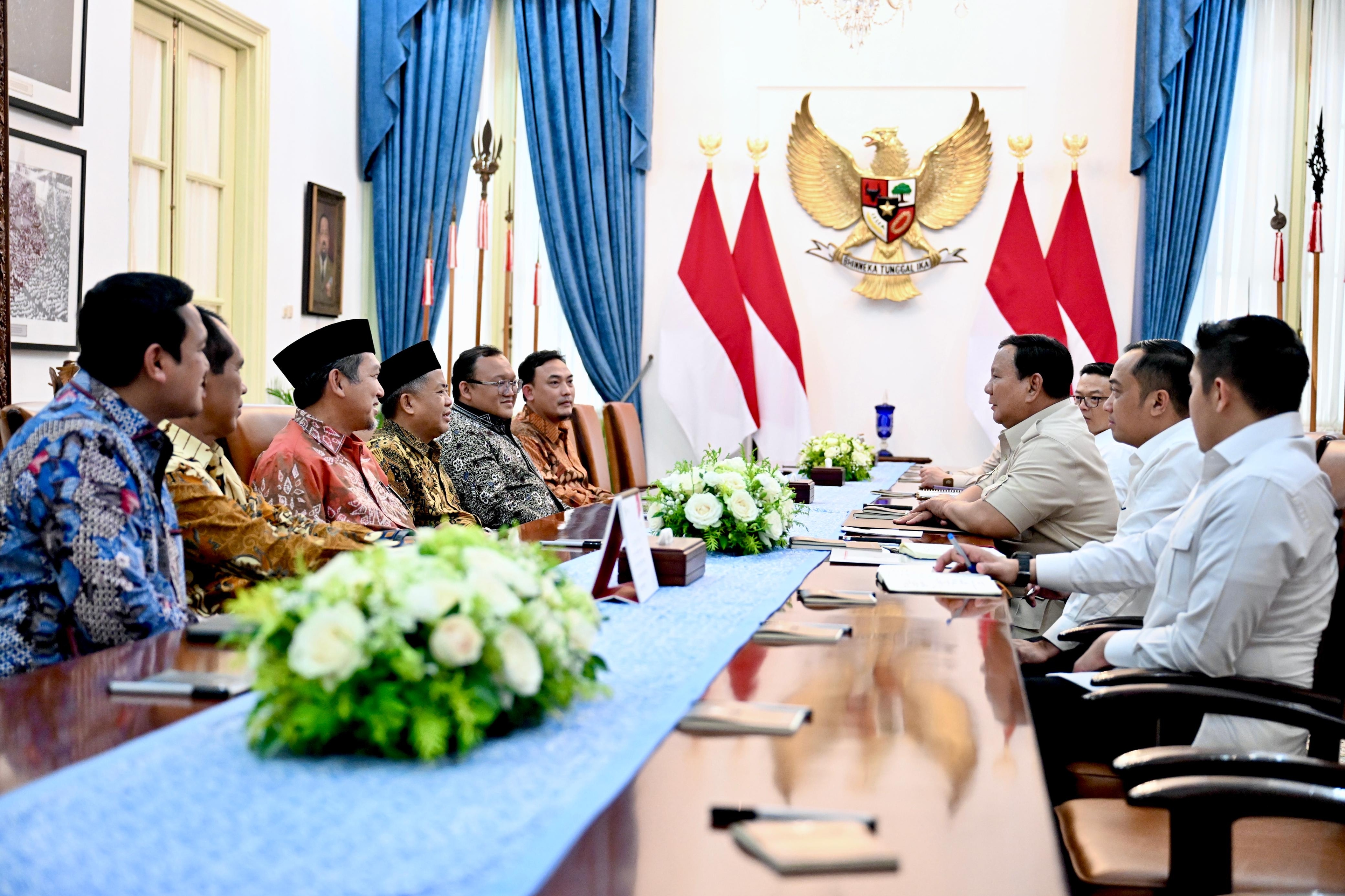 Prabowo Terima Pimpinan PKS di Istana, Bahas Money Politic hingga Pemanfaatan Kekayaan Alam
