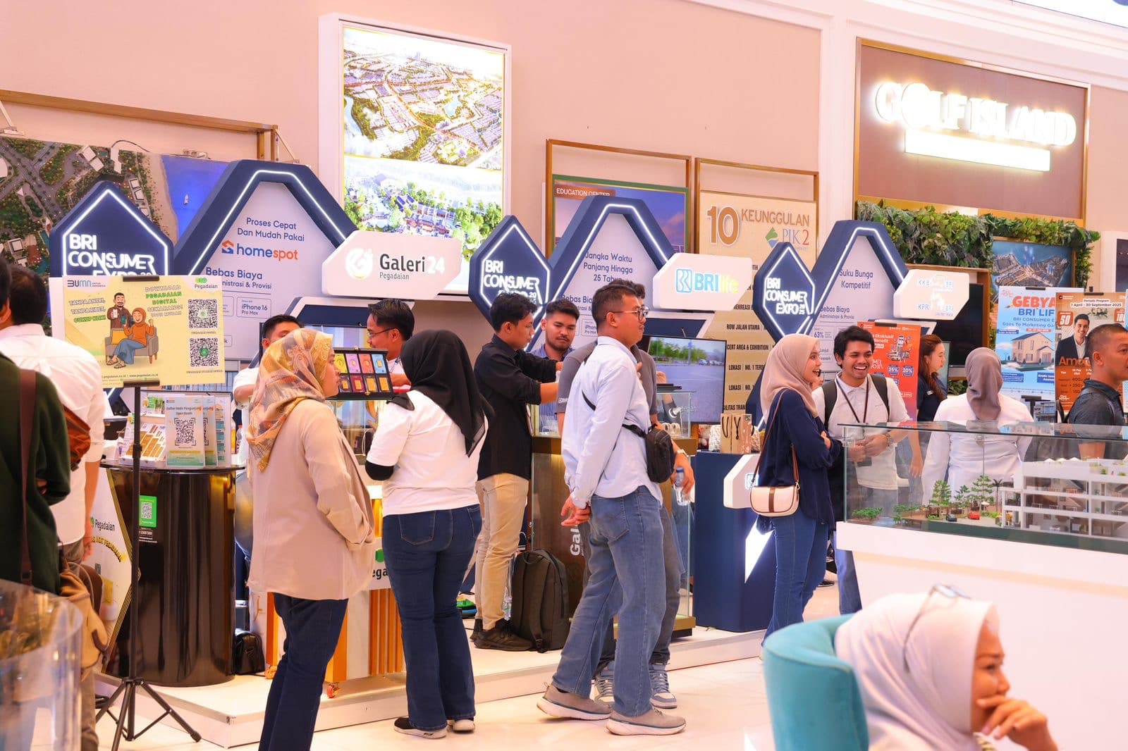 Transaksi Mengalir, Pengunjung Membludak: BRI Consumer Expo 2025 di PIK2 Tuai Apresiasi