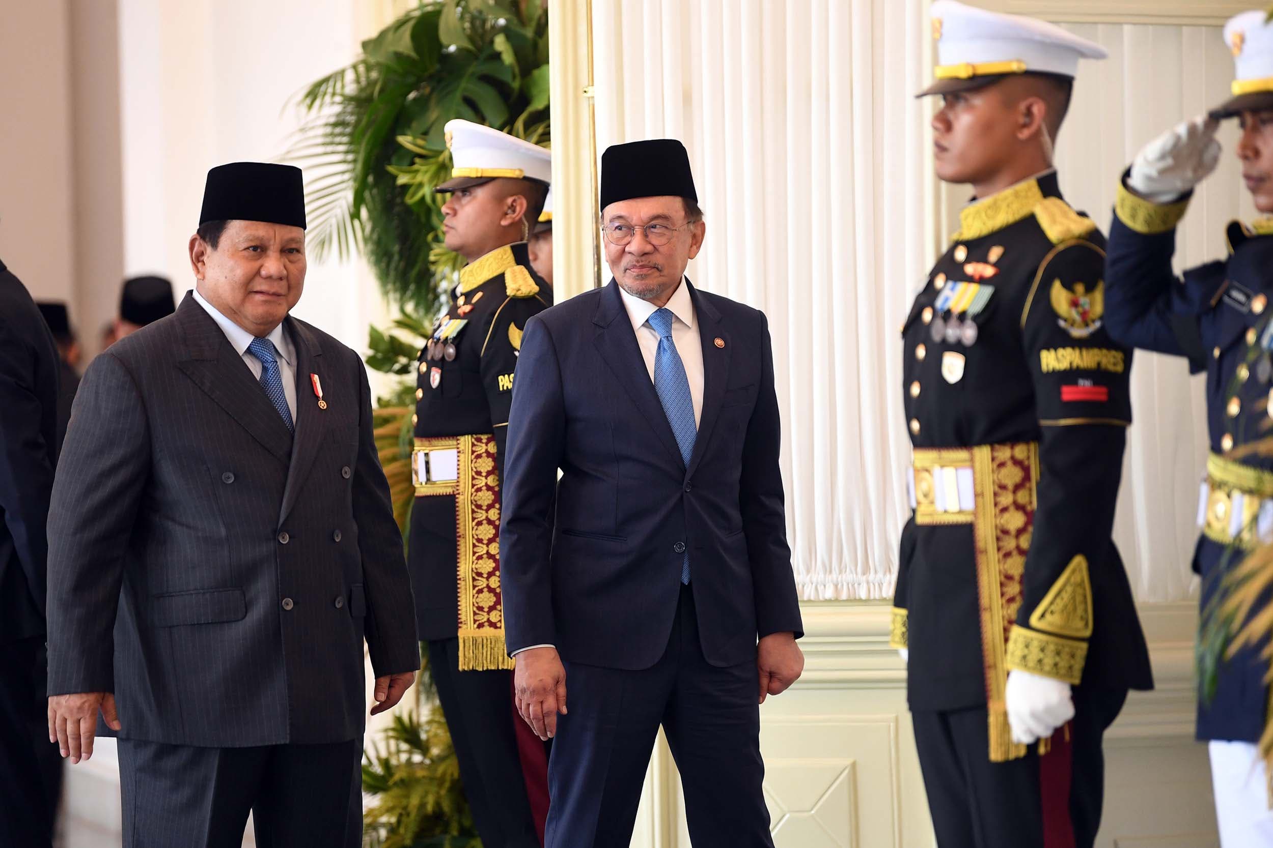 Prabowo dan PM Anwar Sepakat Permudah Akses Pendidikan Anak Pekerja Migran di Malaysia
