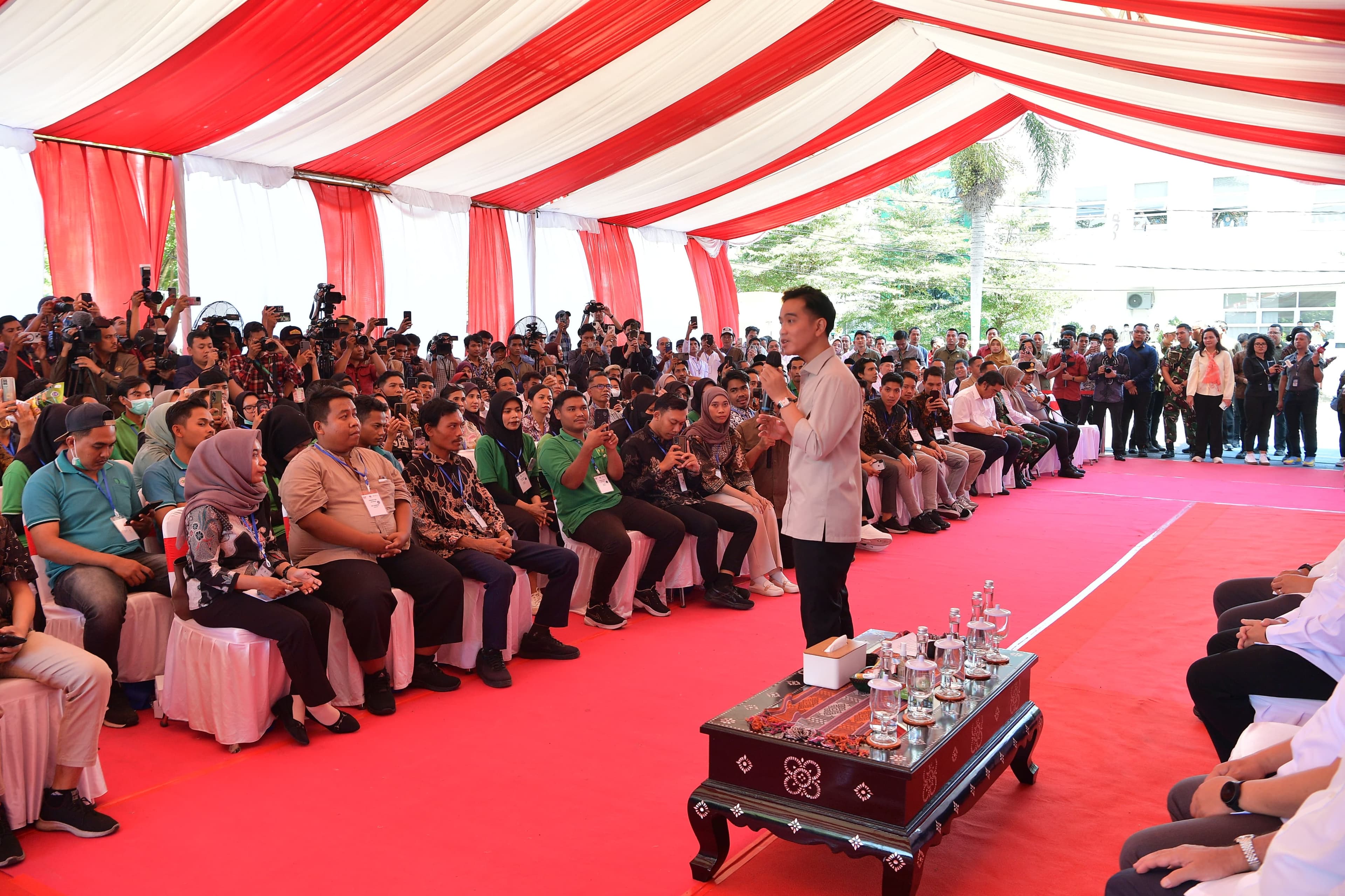 Gibran Instruksikan BSU Bisa Menjangkau Masyarakat di Daerah Terpencil