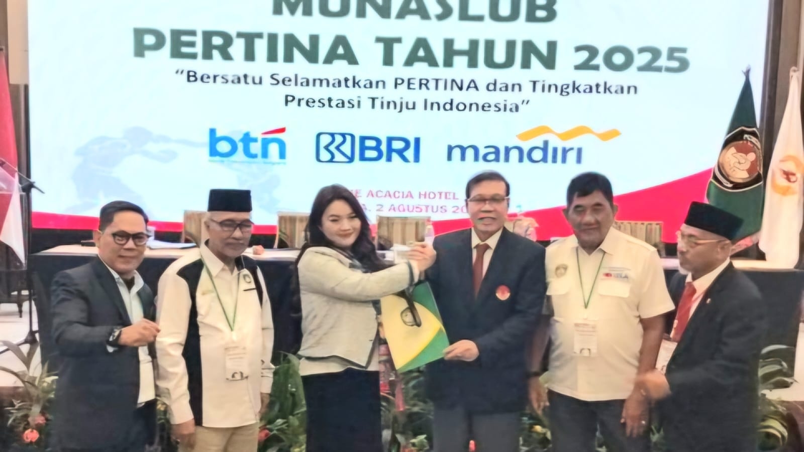 Hillary Brigitta Lasut Pimpin Pertina, Indonesia Catat Sejarah Dunia Tinju