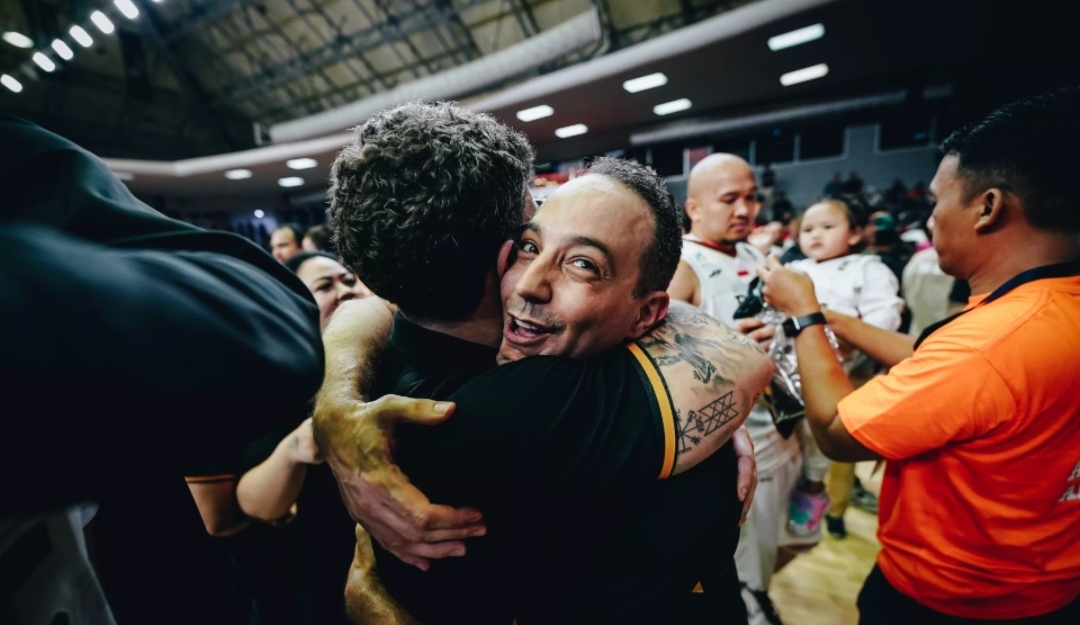 Lepas Pelatih Pablo Favarel dan Martin Galdeano, Dewa United: Terima Kasih untuk Gelar Juara IBL 2025