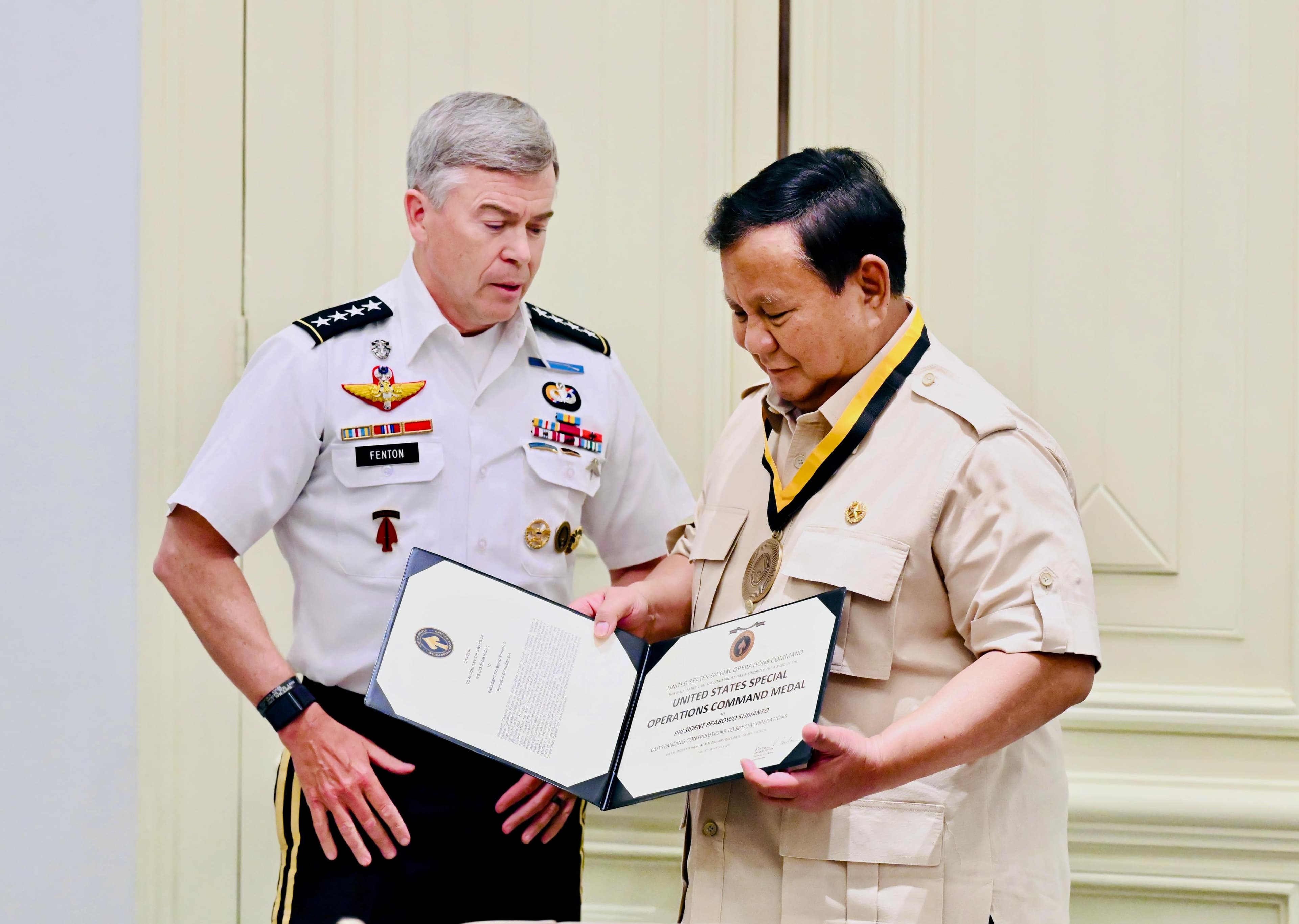 Prabowo Dapat Medali Kehormatan USSOCOM dari Komando Operasi Khusus AS