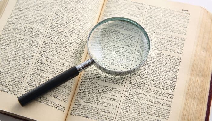 Bagaimana Jassin Menyusun Dokumentasi di Pusat Dokumentasi Sastra? Simak Kunci Jawaban Bahasa Indonesia Kelas 12 Halaman 13 Kurikulum Merdeka