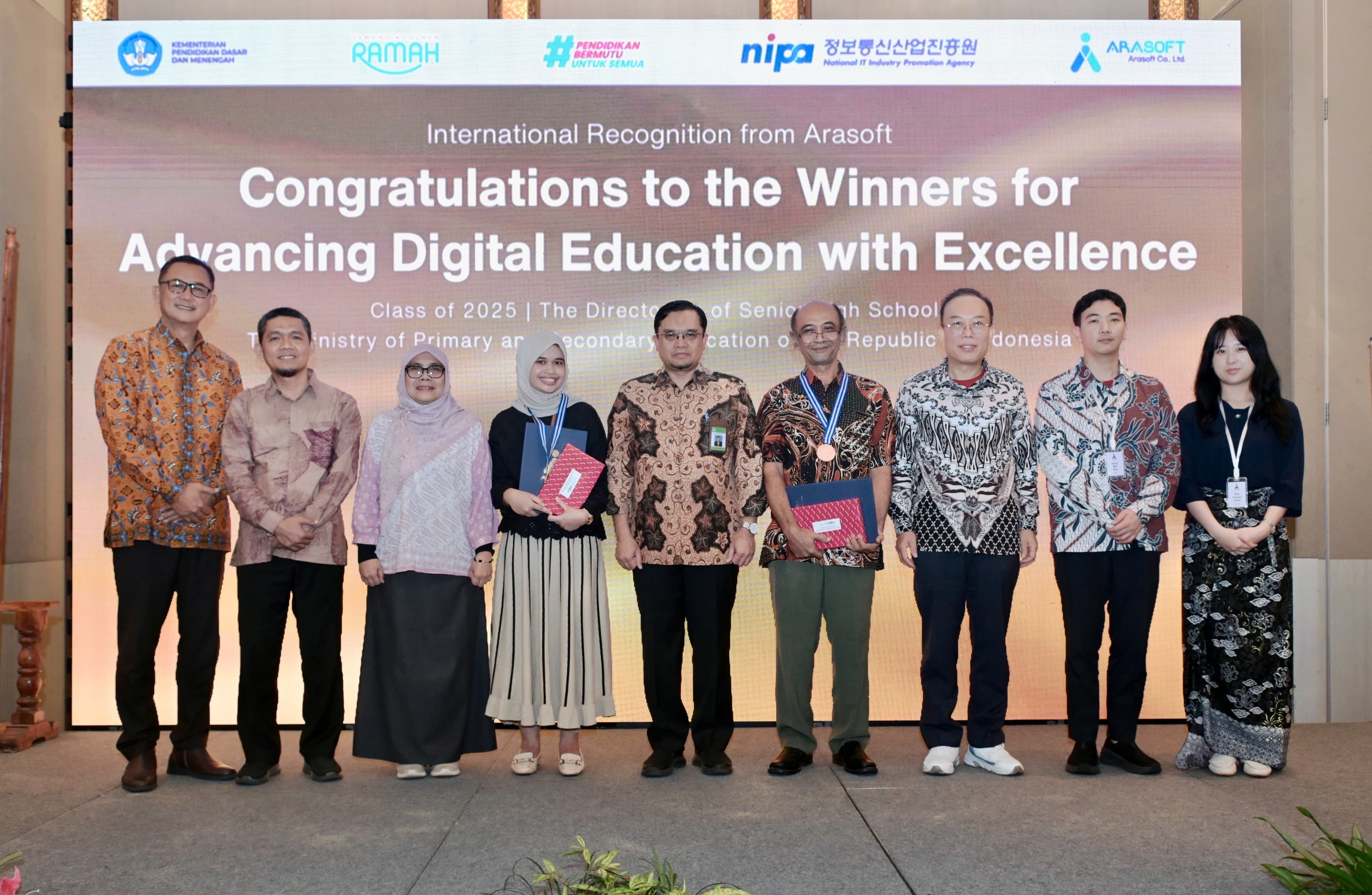 Arasoft dan Kemendikdasmen Latih Guru SMA Bikin eBook Interaktif Standar Global
