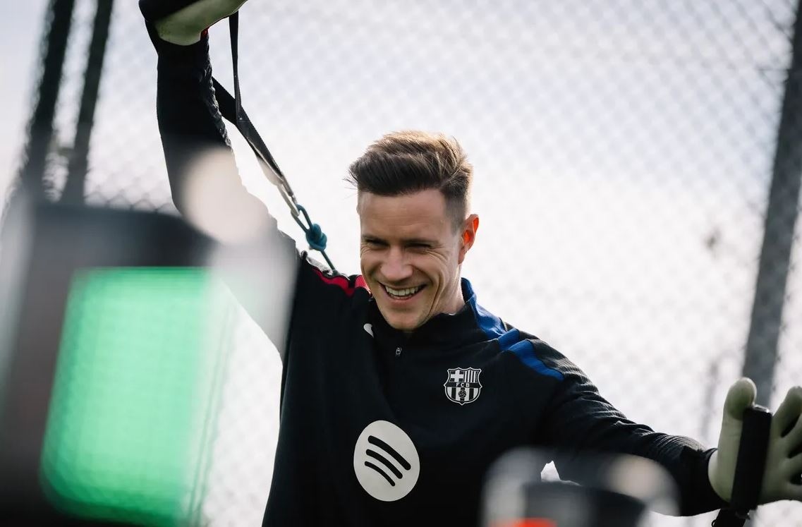 Masalah Selesai, Barcelona Kembalikan Status Kapten Marc-Andre Ter Stegen