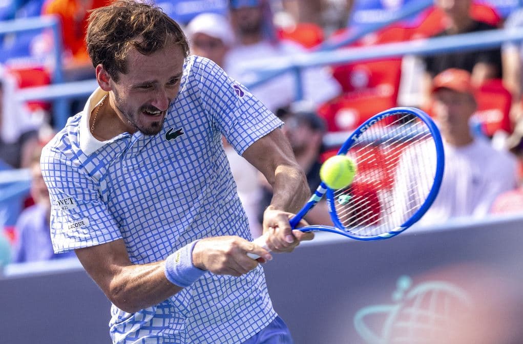 Dubai Memanas, Daniil Medvedev dan Sederet Bintang Tenis Terjebak Akibat Konflik Udara