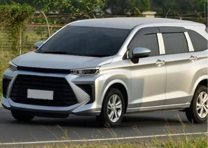 10 Rekomendasi Harga Mobil Rp300 Jutaan di Indonesia Tahun 2025, Kualitas Bagus untuk Keluarga!