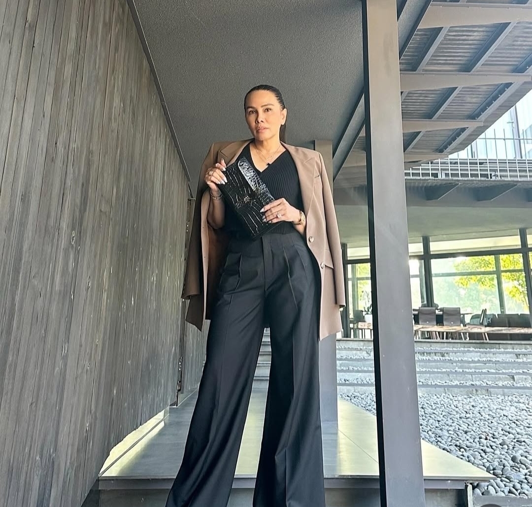 Fitri Salhuteru Hadir di Sidang Vadel Badjideh, Beri Dukungan Moril