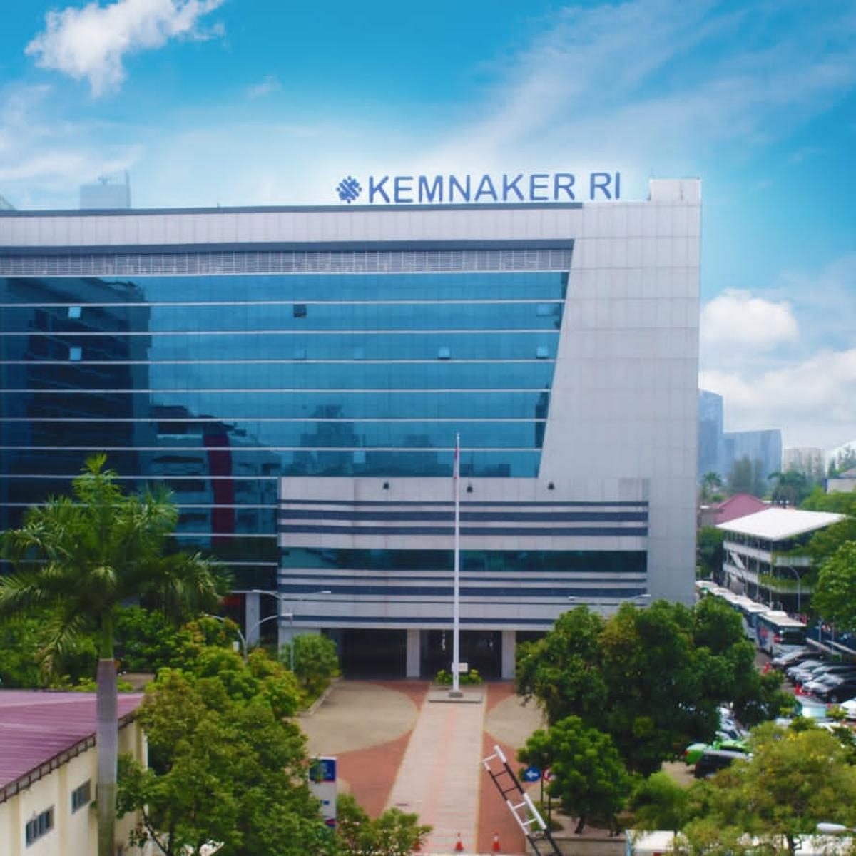 Polteknaker Perluas Akses Pendidikan, Bidik Akreditasi Unggul Internasional