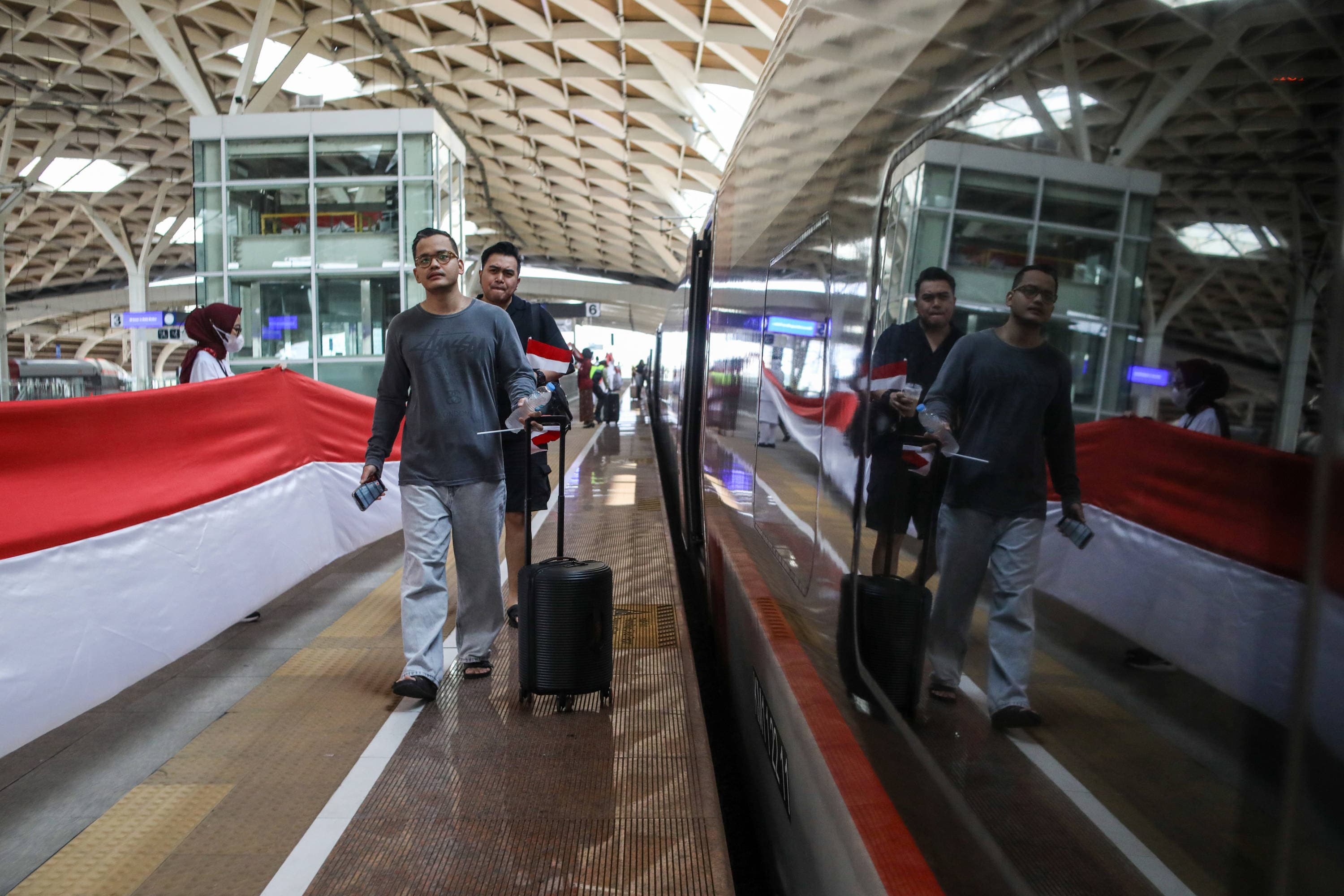 Whoosh Tawarkan Promo Hero’s Deal, Tiket Mulai Rp200 Ribu di Hari Pahlawan