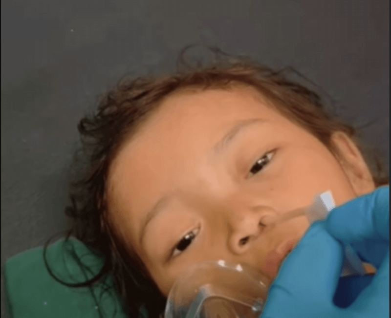 Mengenal Raya, Balita Viral TikTok yang Lawan Infeksi Ribuan Cacing di Tubuhnya